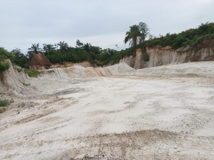 Kapolsek Tapung Pilih Kasih Berantas Galian C Ilegal, Galian C Milik Saidin Bebas Beroperasi