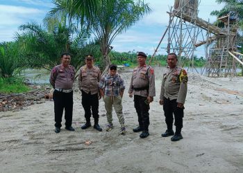 Jajaran Polsek Siak Hulu Melaksanakan Operasi Penertiban Galian C di Wilayah Desa Teratak Buluh