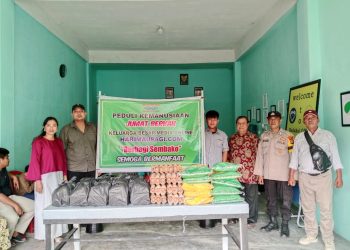 Peduli Kemanusiaan Jumat Berkah, Hamba Allah Bersama MO Harimaupagi.com Berbagi Sembako Kepada Anak Yatim Dan Kaum Dhuafa