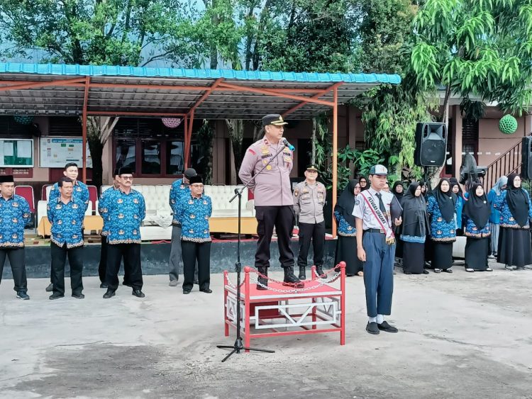 Police Goes To School, Kapolsek Siak Hulu Sosialisasikan Penerimaan SMA Kemala Taruna Bhayangkara di SMPN 4 Siak Hulu