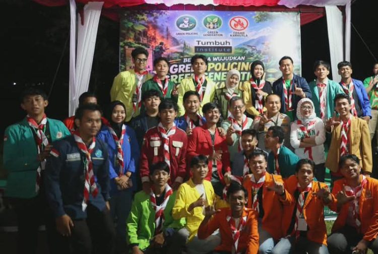 Presiden mahasiswa dan wakil Presiden mahasiswa Badan Eksekutif Mahasiswa Universitas Hang Tuah Pekanbaru (BEM UHTP) Hadiri Kemah Kebangsaan Mahasiswa Riau Jaga Lingkungan, Cegah Karhutla dan Hindari bahaya Narkoba