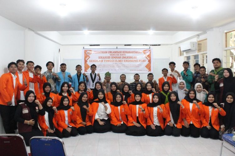 PELANTIKAN ORMAWA STIE RIAU SEKALIGUS SEMINAR LINGKUNGAN BERSAMA POLDA RIAU
