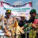 “POLSEK KAMPAR KIRI GANDENG PT. SURYA AGRO & KELOMPOK TANI – PANEN RAYA JAGUNG PIPIL 2 HA, HASILNYA KE BULOG”
